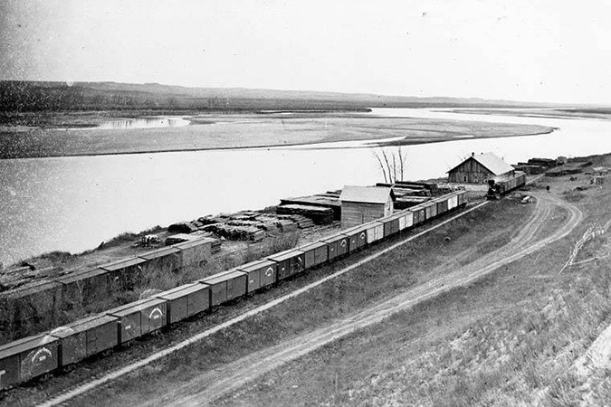 Missouri River terminus of the Northern Pacific near Bismarck, Dakota territory, 1879. Missouri River terminus of the Northern Pacific near Bismarck, Dakota territory, 1879.