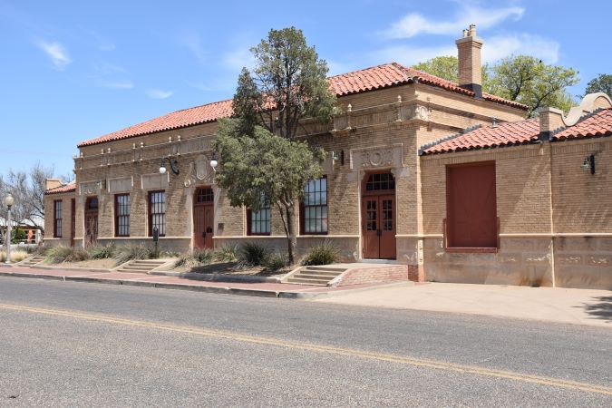 The Fort Worth & Denver South Plains Railway Depot. The Fort Worth & Denver South Plains Railway Depot.