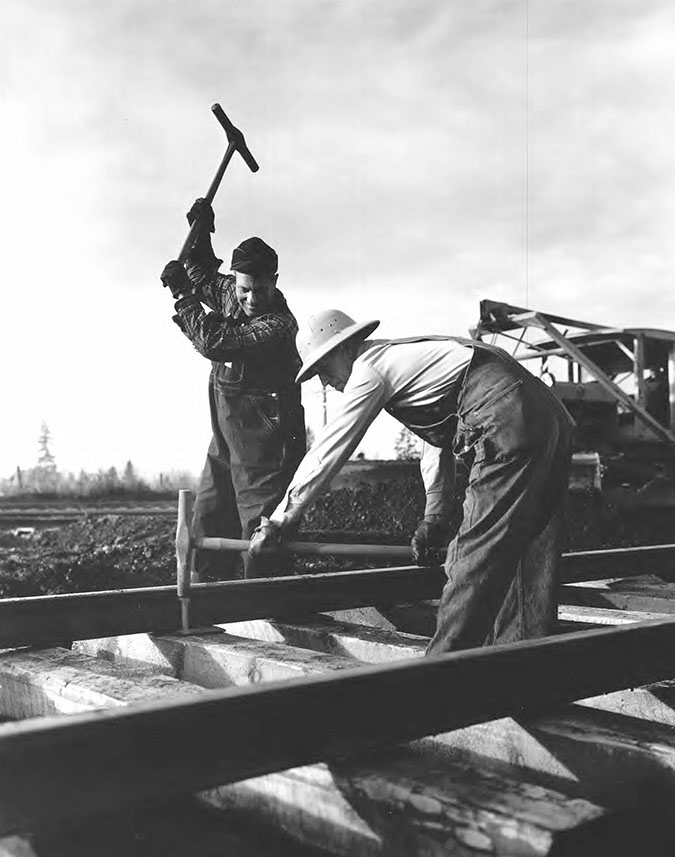 Spike driving Spike driving